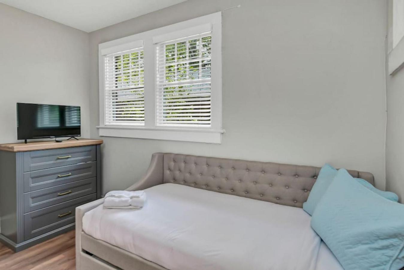 コロンビア 3Br In Elmwood-Near Uscヴィラ エクステリア 写真